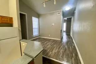 9823 Summerwood Circle, Dallas, TX 75243 - Photo 9