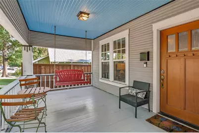 1010 Woodlawn Avenue, Dallas, TX 75208 - Photo 3