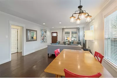 1010 Woodlawn Avenue, Dallas, TX 75208 - Photo 7