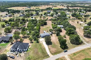 824 Quail Run, Cleburne, TX 76031 - Photo 35