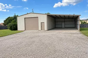 141 S Meadowbrook Dr, Pottsboro, TX 75076 - Photo 9