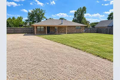 141 S Meadowbrook Drive, Pottsboro, TX 75076 - Photo 9