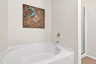9900 Amosite Drive, Fort Worth, TX 76131 - Photo 17