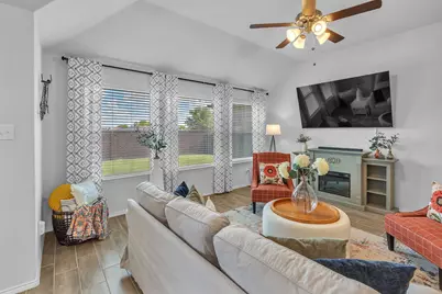 725 Sandy Chip Trail, Fort Worth, TX 76108 - Photo 9