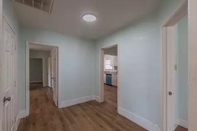 2543 E Ann Arbor Avenue, Dallas, TX 75216 - Photo 9