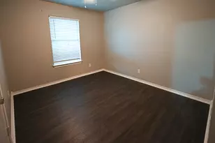 606 N Sewell Dr, Decatur, TX 76234 - Photo 7