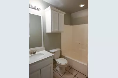 606 N Sewell Drive #B, Decatur, TX 76234 - Photo 9