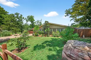 100 Kiowa Dr S, Lake Kiowa, TX 76240 - Photo 11