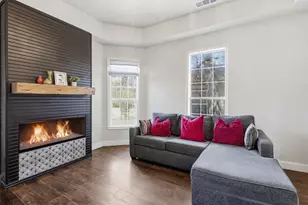 1321 Stewart St, Fort Worth, TX 76104 - Photo 3