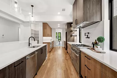 5449 Goodwin Avenue, Dallas, TX 75206 - Photo 3
