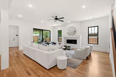 5449 Goodwin Avenue, Dallas, TX 75206 - Photo 11