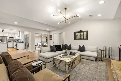 7429 Tangleglen Drive, Dallas, TX 75248 - Photo 7