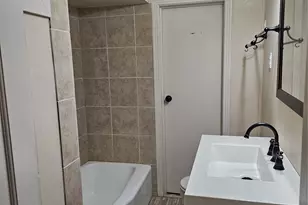 2515 Denison St, Denton, TX 76201 - Photo 3