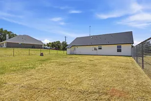 3809 Pine Rd, Poolville, TX 76487 - Photo 21