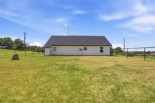 3809 Pine Rd, Poolville, TX 76487 - Photo 23