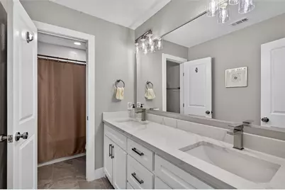 11335 McCree Road, Dallas, TX 75238 - Photo 23