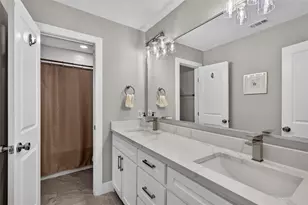 11335 McCree Rd, Dallas, TX 75238 - Photo 23