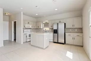 2680 Silver Hill Dr, Fort Worth, TX 76131 - Photo 3