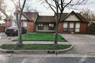 709 Hillcrest Ct, Cedar Hill, TX 75104 - Photo 1