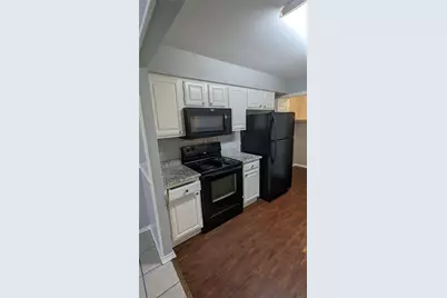 709 Hillcrest Court, Cedar Hill, TX 75104 - Photo 3