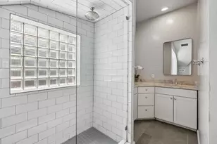 1027 Sarasota Cir, Dallas, TX 75223 - Photo 23
