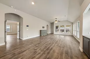129 Sundance Cir, Waxahachie, TX 75165 - Photo 9