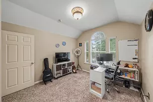 12361 Hawk Creek Dr, Frisco, TX 75033 - Photo 19