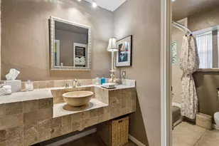 13121 Halwin Cir, Dallas, TX 75243 - Photo 11
