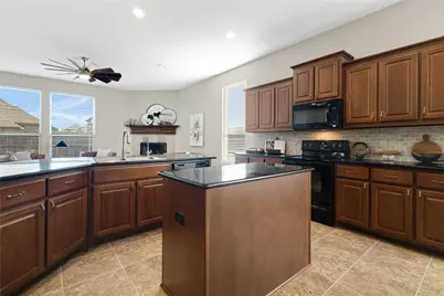 288 Hilltop Drive, Justin, TX 76247 - Photo 13
