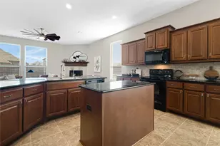 288 Hilltop Dr, Justin, TX 76247 - Photo 13