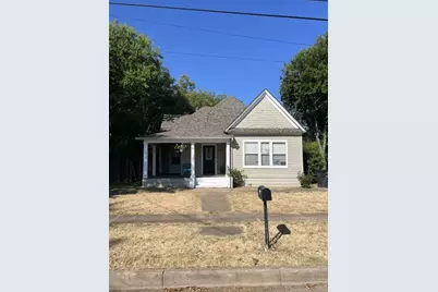 509 N Buffalo Avenue, Cleburne, TX 76033 - Photo 1