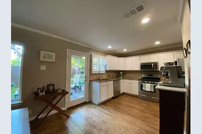 9607 Lakemont Drive, Dallas, TX 75220 - Photo 7