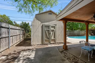 419 Buffalo Drive, Arlington, TX 76013 - Photo 17