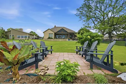 613 Kiowa Drive W, Lake Kiowa, TX 76240 - Photo 9