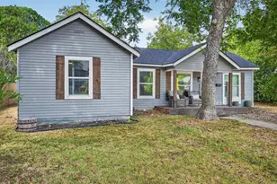 209 Cynisca St, Waxahachie, TX 75165 - Photo 1