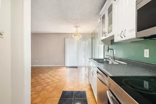 12806 Midway Rd, Dallas, TX 75244 - Photo 17