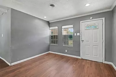 5504 Wheaton Drive, Fort Worth, TX 76133 - Photo 5