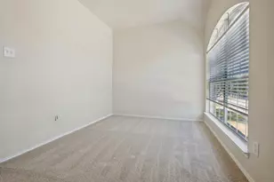 307 Mary Pat Dr, Grand Prairie, TX 75052 - Photo 19