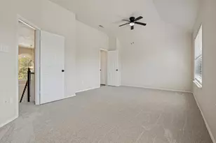 307 Mary Pat Dr, Grand Prairie, TX 75052 - Photo 13