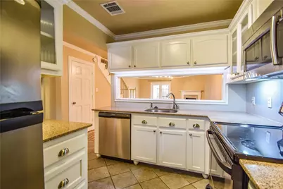87 Winchester Drive, Euless, TX 76039 - Photo 7