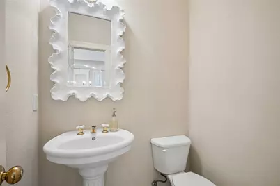 6722 Clear Springs Circle, Garland, TX 75044 - Photo 21