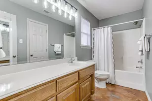 613 E 1st St, Weatherford, TX 76086 - Photo 25