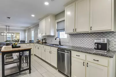 1823 Tremont Avenue, Fort Worth, TX 76107 - Photo 17
