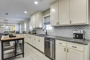 1823 Tremont Ave, Fort Worth, TX 76107 - Photo 17