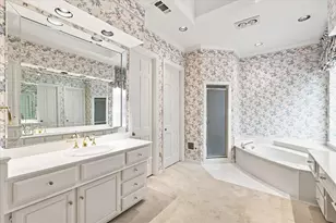 4936 Sandestin Dr, Dallas, TX 75287 - Photo 13