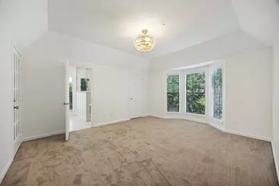8610 Turtle Creek Boulevard #212, Dallas, TX 75225 - Photo 15