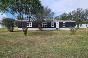 202 W 6th St, Thornton, TX 76687 - Photo 1