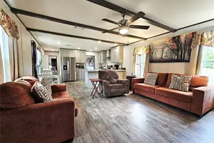 202 W 6th St, Thornton, TX 76687 - Photo 3