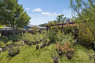 2061 E Peters Colony Rd, Carrollton, TX 75007 - Photo 25