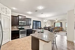 7101 Creighton Ct, Fort Worth, TX 76120 - Photo 7